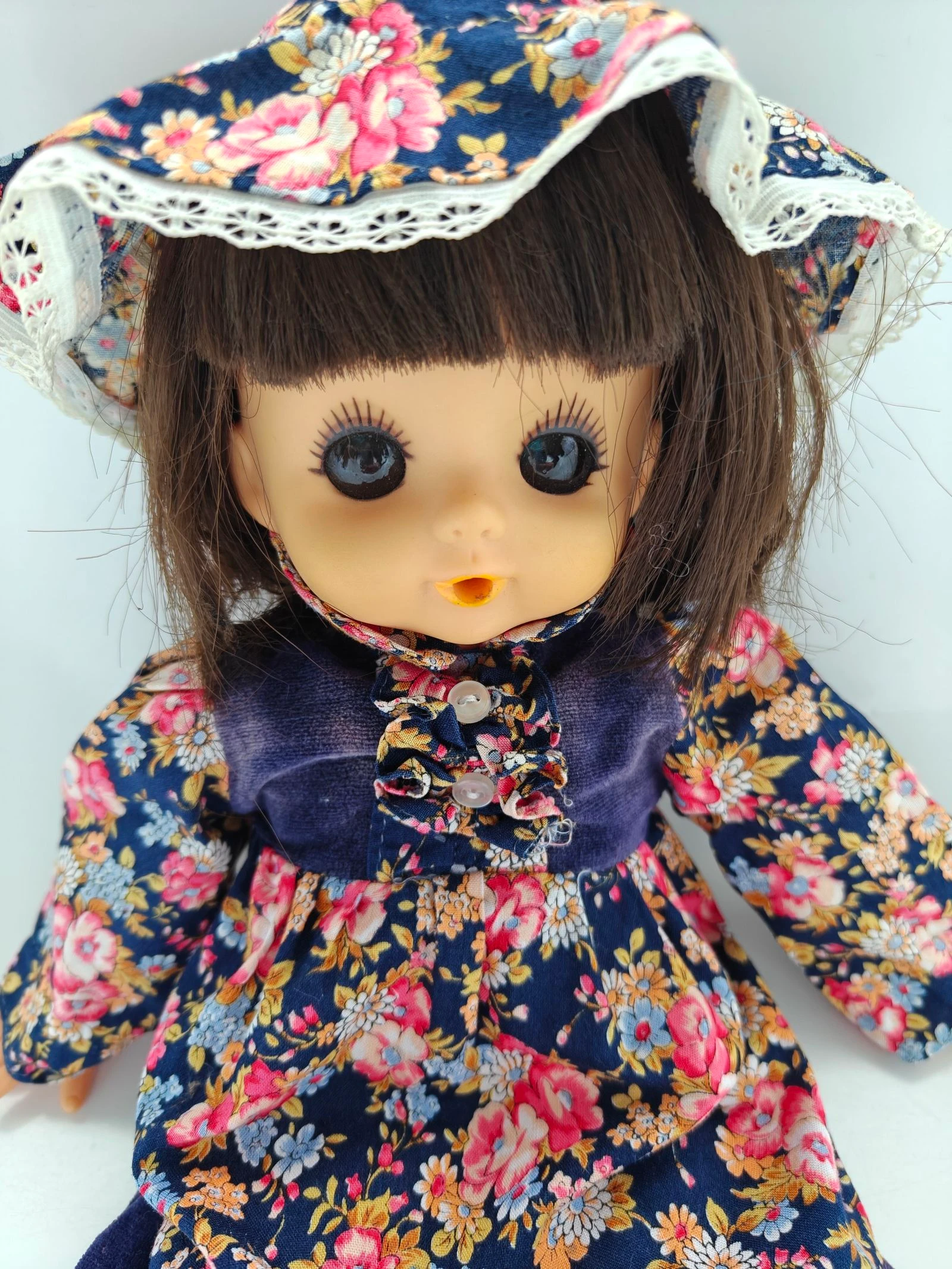 Vintage Japanse groot oog pop van circa
37 cm